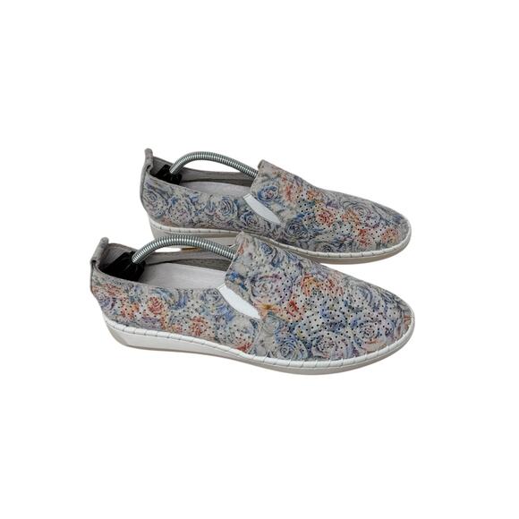 Bernie Mev TW98 Casual Slip On Sneaker Floral Suede Comfort Womens 40 US 9 - Picture 1 of 8